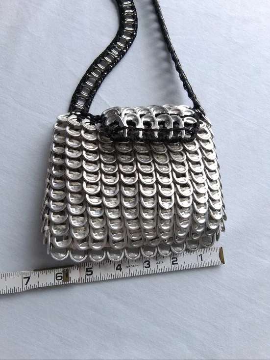Handmade Pop-Tab Bag Silver Upcycled Soda Can Tabs Small - Picture 5 of 9